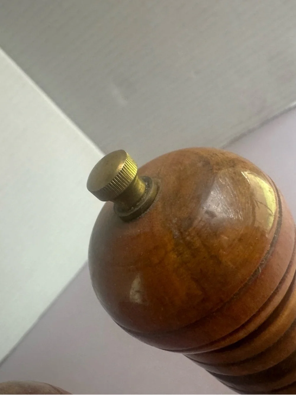 Classic Wooden Salt and Pepper Mills - Brown